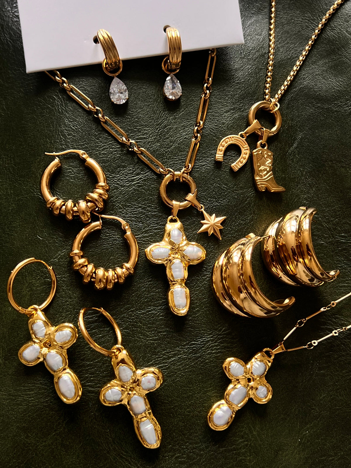 BOUVIER necklace