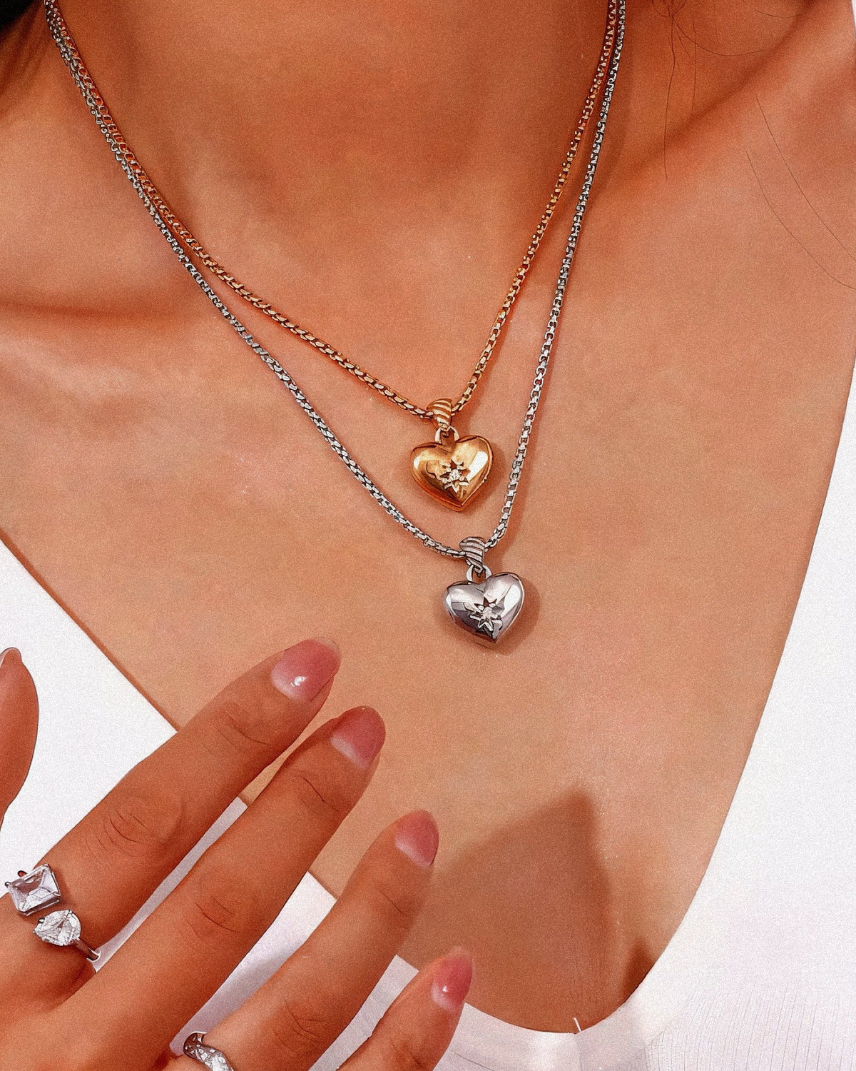 AMORE necklace